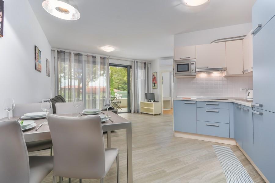 Hôtel Lux à Novigrad Istria Extérieur photo
